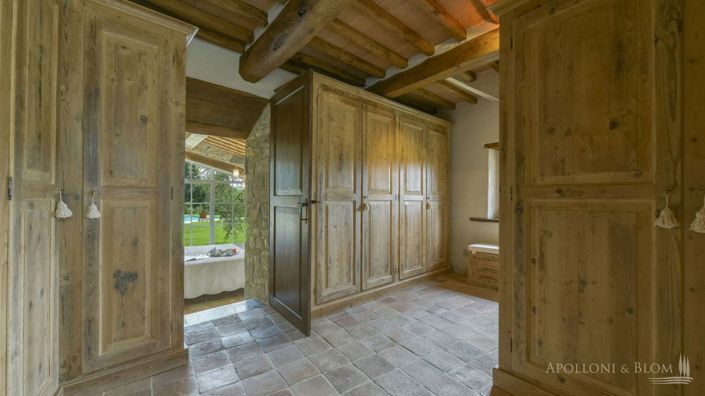 Image No.23-4 Bed Apartment for sale