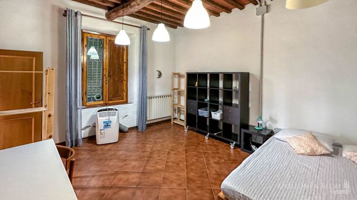 Image No.20-11 Bed Vineyard for sale