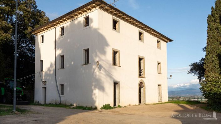 Image No.17-20 Bed Apartment for sale