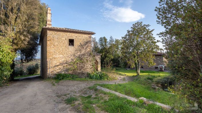 Image No.28-20 Bed Apartment for sale