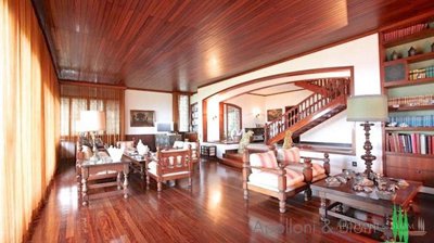 g2019111215324479172112