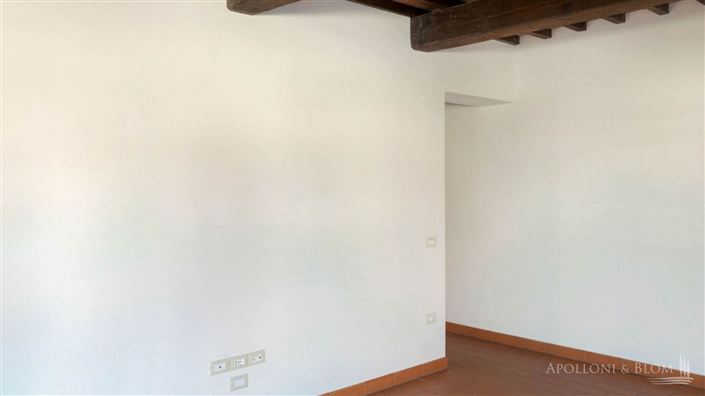 Image No.30-3 Bed Apartment for sale