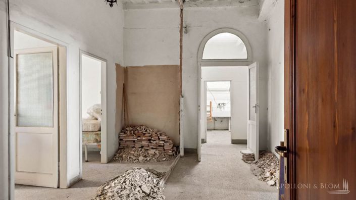 Image No.25-Maison de campagne de 5 chambres à vendre à Cortona