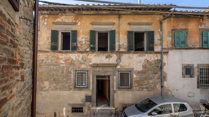 Image No.9-Maison de campagne de 5 chambres à vendre à Cortona