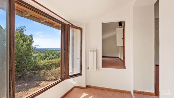 Image No.17-4 Bed Apartment for sale