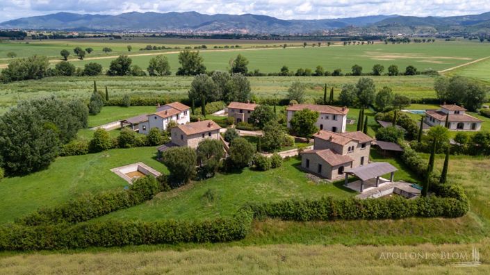 Image No.10-6 Bed Apartment for sale