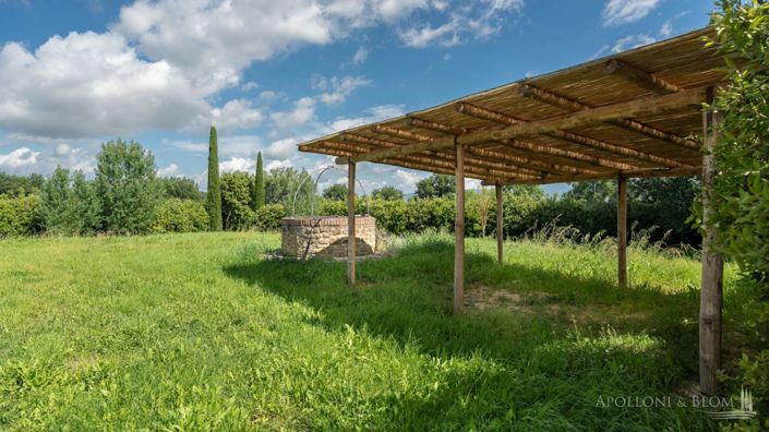 Image No.18-6 Bed Apartment for sale