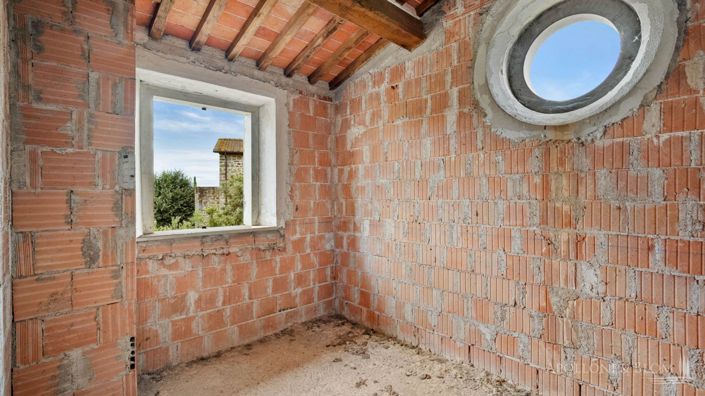 Image No.27-6 Bed Apartment for sale