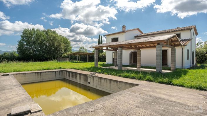 Image No.8-6 Bed Apartment for sale