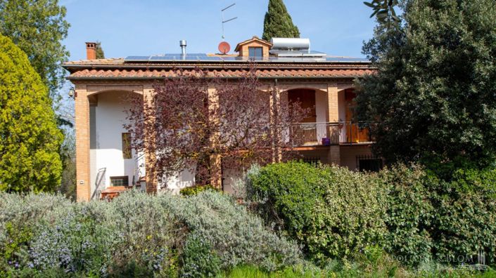 Image No.20-7 Bed Apartment for sale