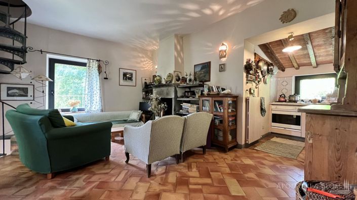 Image No.19-2 Bed Apartment for sale