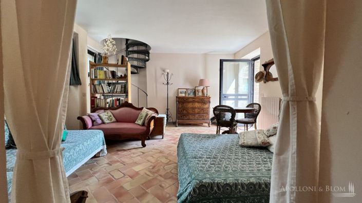 Image No.9-2 Bed Apartment for sale