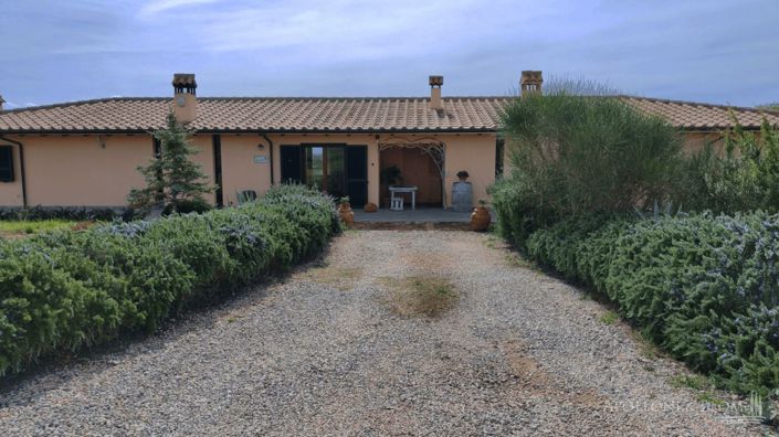 Image No.11-3 Bed Vineyard for sale