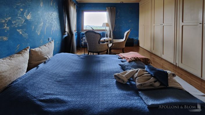 Image No.25-3 Bed Vineyard for sale