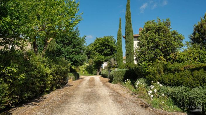 Image No.25-4 Bed Apartment for sale