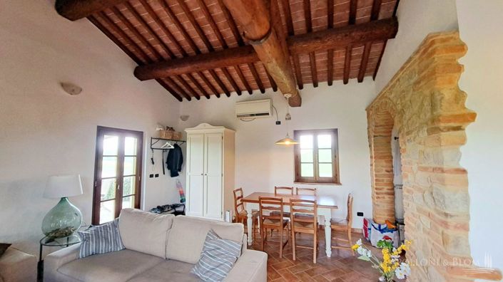 Image No.13-2 Bed Country House for sale