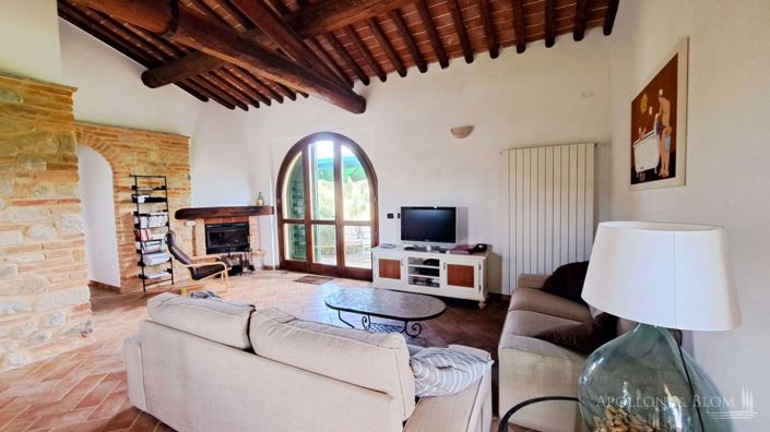 Image No.14-2 Bed Country House for sale