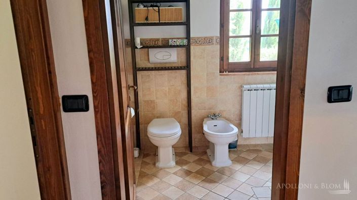 Image No.21-2 Bed Country House for sale