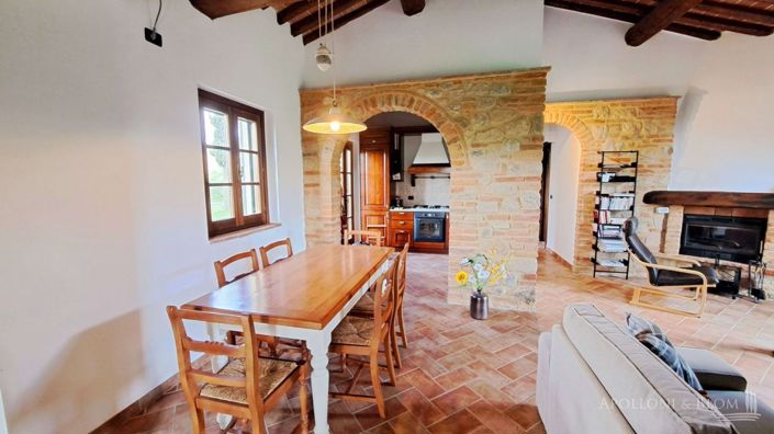 Image No.11-2 Bed Country House for sale