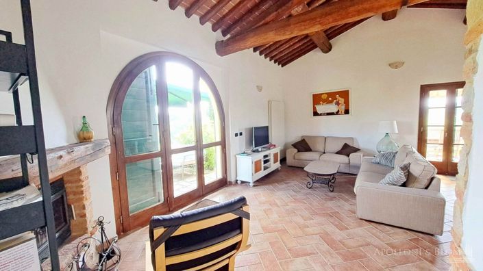 Image No.12-2 Bed Country House for sale