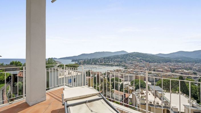 Image No.2-Maison de campagne de 3 chambres à vendre à Rapallo