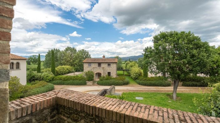 Image No.11-4 Bed Apartment for sale