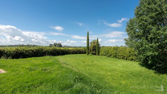 Image No.22-4 Bed Apartment for sale