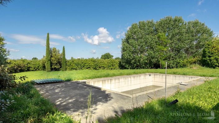 Image No.23-4 Bed Apartment for sale