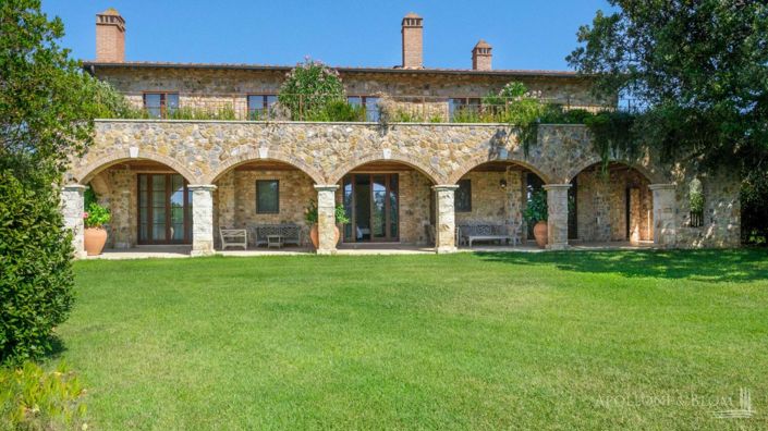 Image No.2-17 Bed Apartment for sale