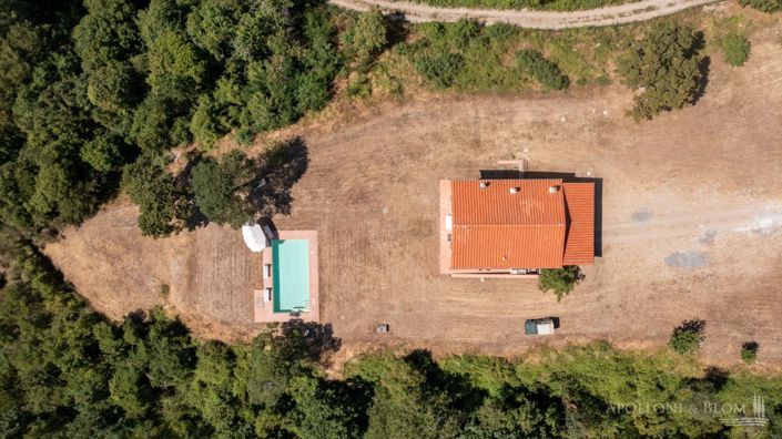 Image No.25-11 Bed Apartment for sale