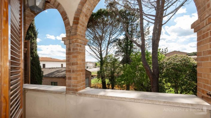 Image No.8-Maison de campagne de 5 chambres à vendre à Montepulciano