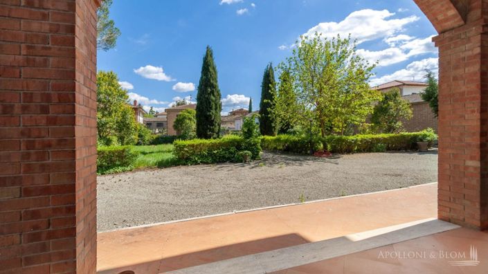 Image No.9-Maison de campagne de 5 chambres à vendre à Montepulciano