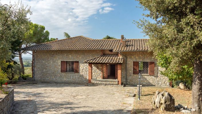Image No.2-Maison de campagne de 4 chambres à vendre à Cortona