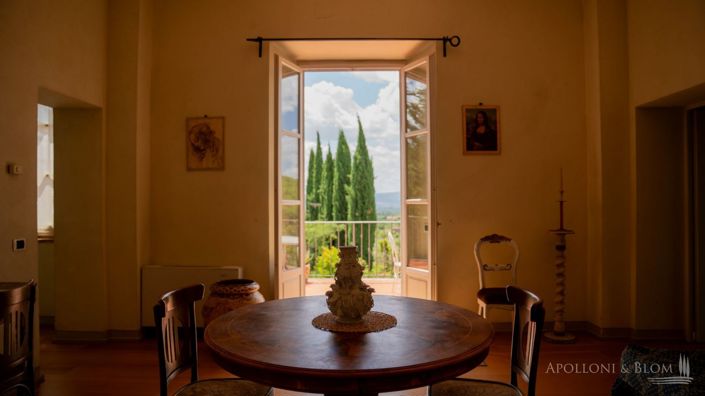 Image No.18-15 Bed Villa for sale