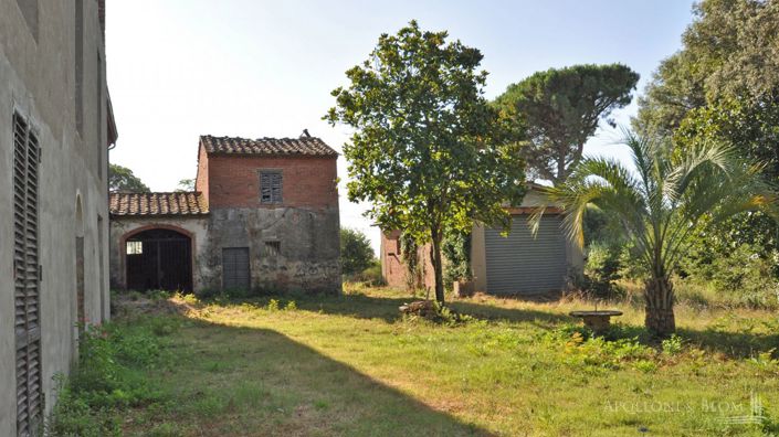 Image No.10-5 Bed Apartment for sale