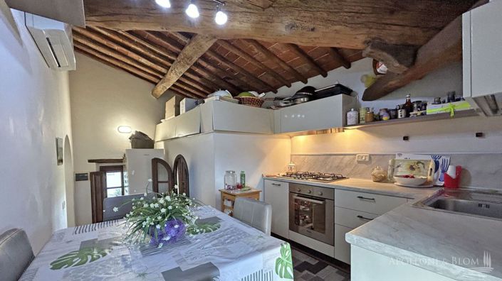 Image No.21-3 Bed Apartment for sale