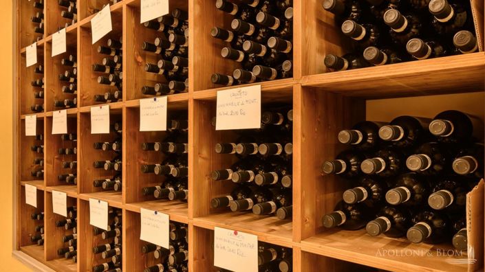 Image No.17-6 Bed Vineyard for sale