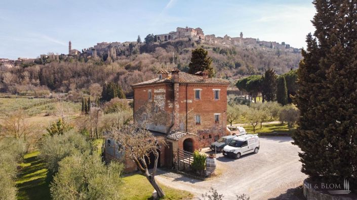 Image No.23-6 Bed Vineyard for sale