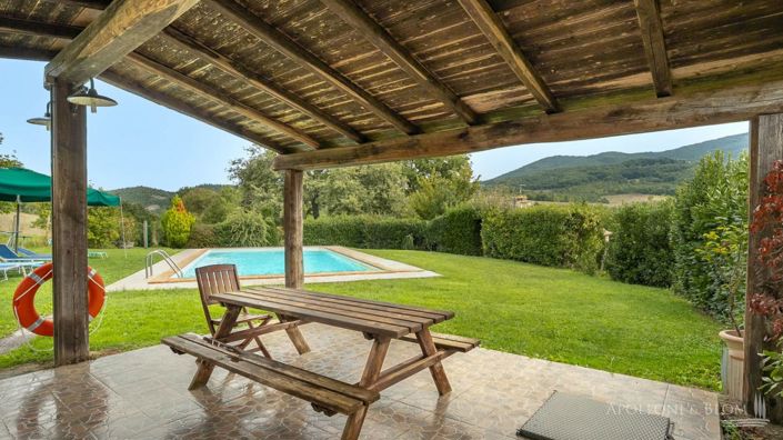 Image No.2-Appartement de 4 chambres à vendre à Radicofani