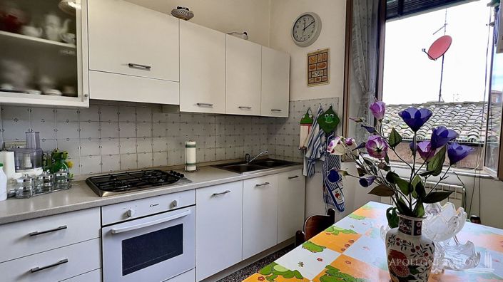 Image No.16-2 Bed Apartment for sale