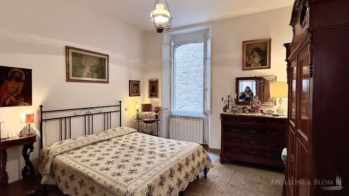 Image No.24-2 Bed Apartment for sale