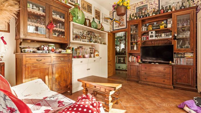 Image No.10-Maison de campagne de 6 chambres à vendre à Montepulciano