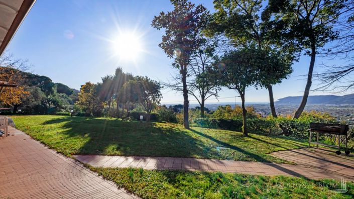 Image No.29-5 Bed Apartment for sale