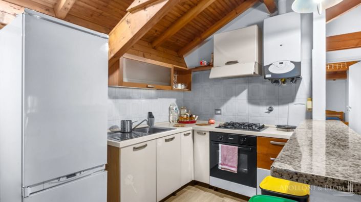 Image No.4-Maison de campagne de 6 chambres à vendre à Imperia