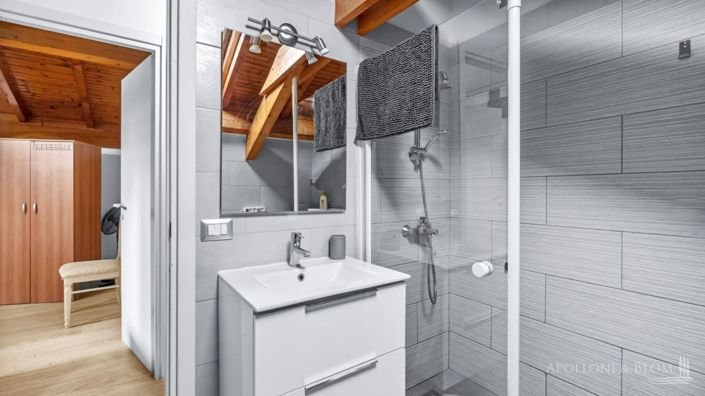 Image No.5-Maison de campagne de 6 chambres à vendre à Imperia