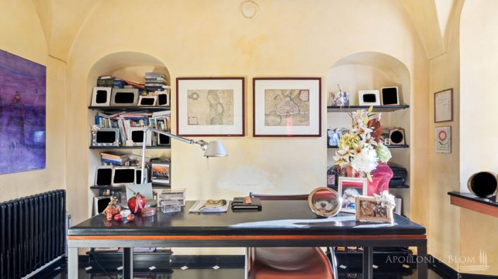 Image No.13-6 Bed Apartment for sale