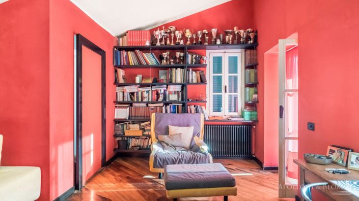 Image No.21-6 Bed Apartment for sale