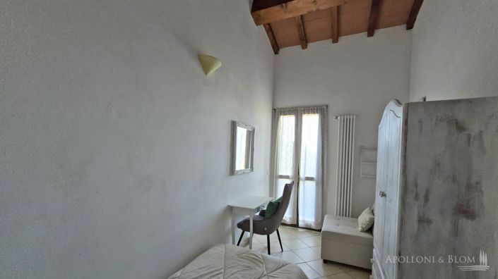 Image No.10-2 Bed Apartment for sale