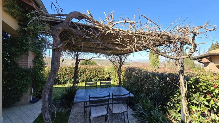 Image No.19-2 Bed Apartment for sale