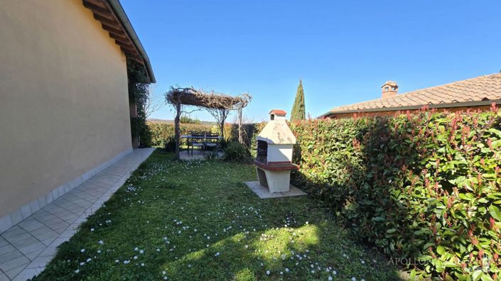 Image No.23-2 Bed Apartment for sale